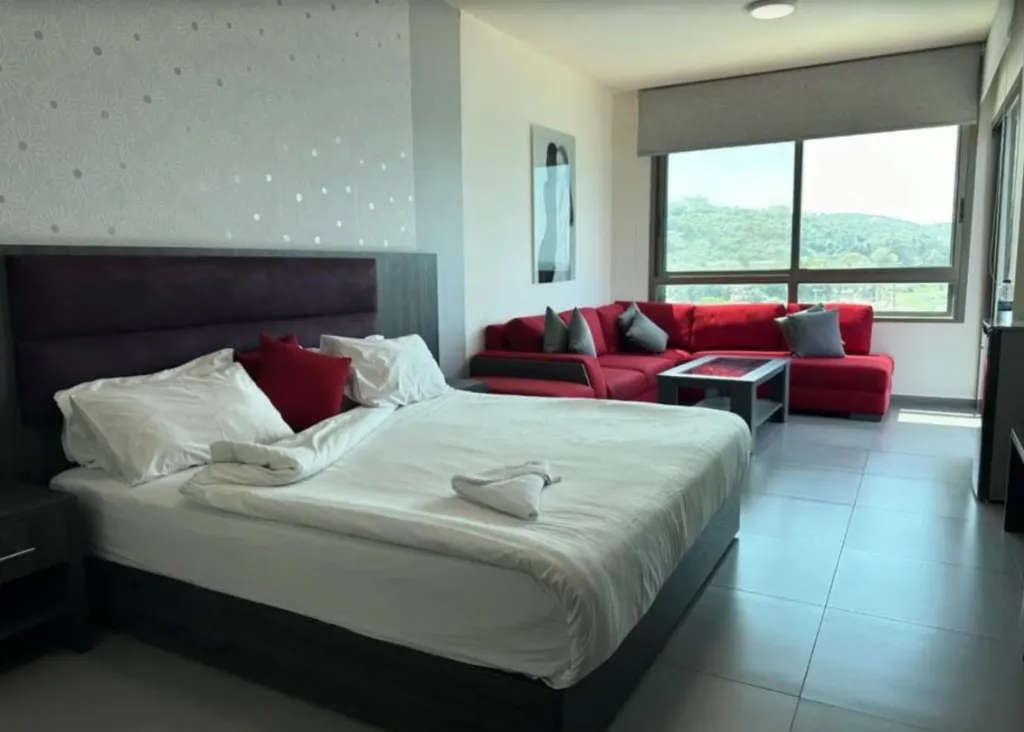 Suite with balcony